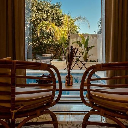 The Carob Tree Bed & Breakfast Victoria Exterior foto
